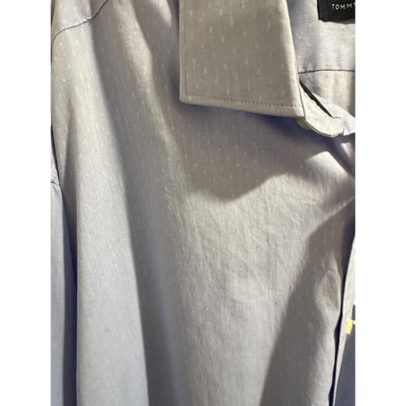 🍒 2/$20 🍒 Men's Tommy Hilfiger Button-up Shirt Blue with White Pattern sz 2XL - Picture 2 of 9